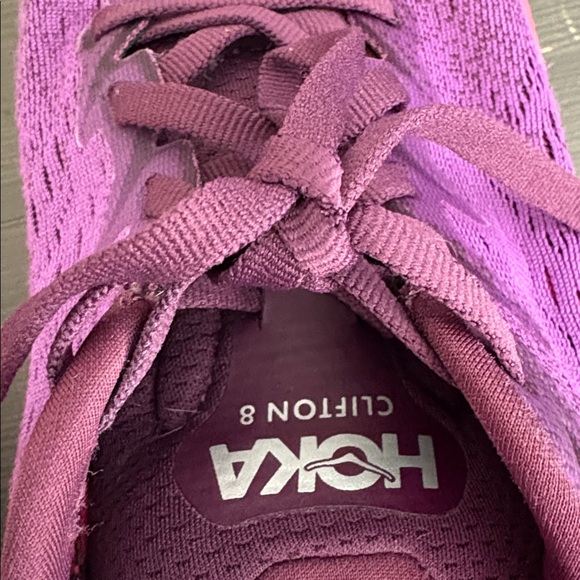 HOKA One One Clifton 8 Running Shoes deep purple and bright pink Women’s Sz 8.5 - Picture 10 of 13